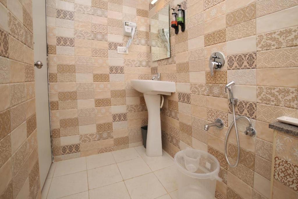Blossom Suites Bangalore Extérieur photo