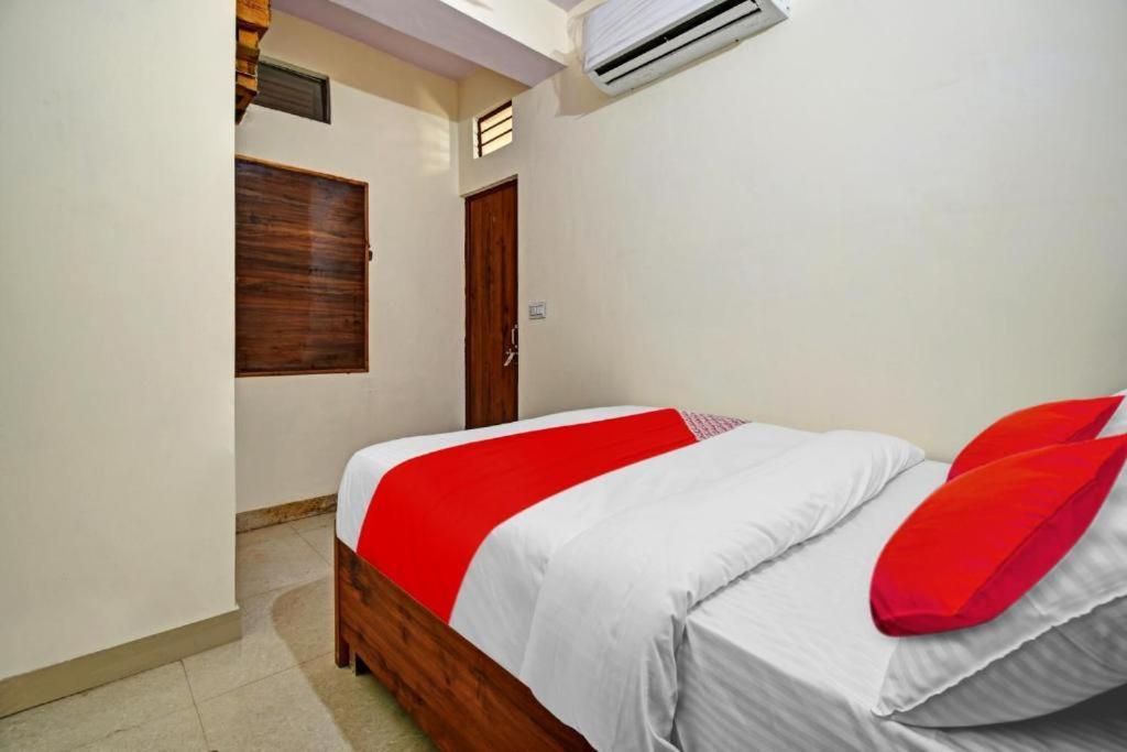 Blossom Suites Bangalore Extérieur photo